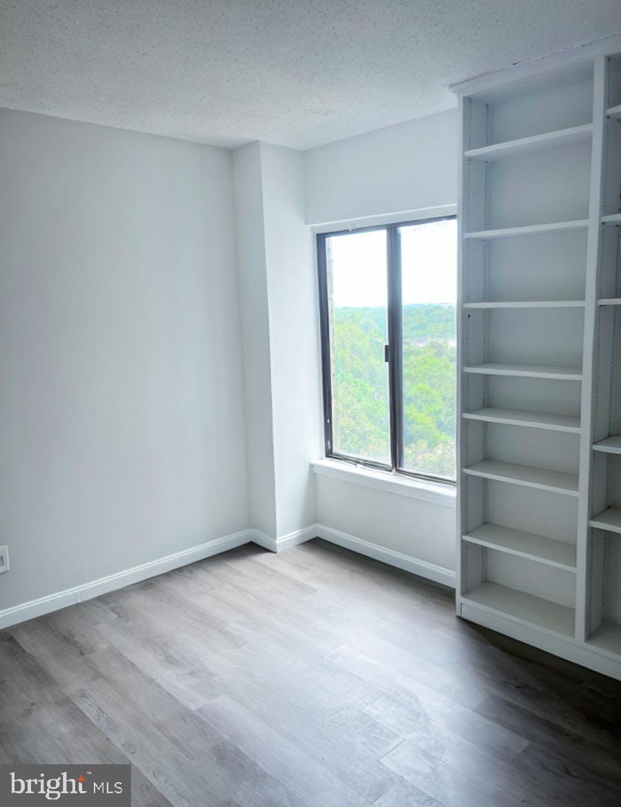 RACQUET CLUB - Residential