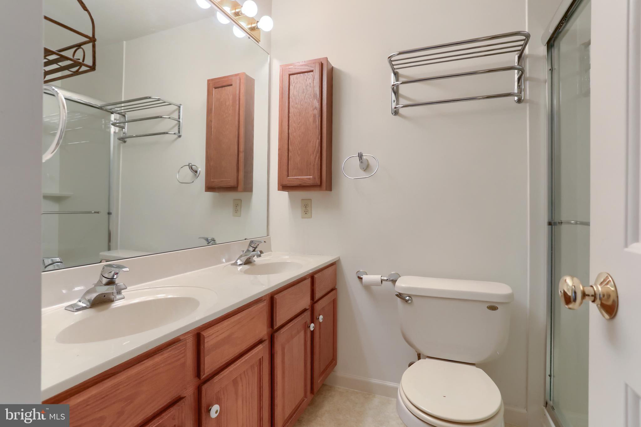 QUENTIN HUNT - Residential