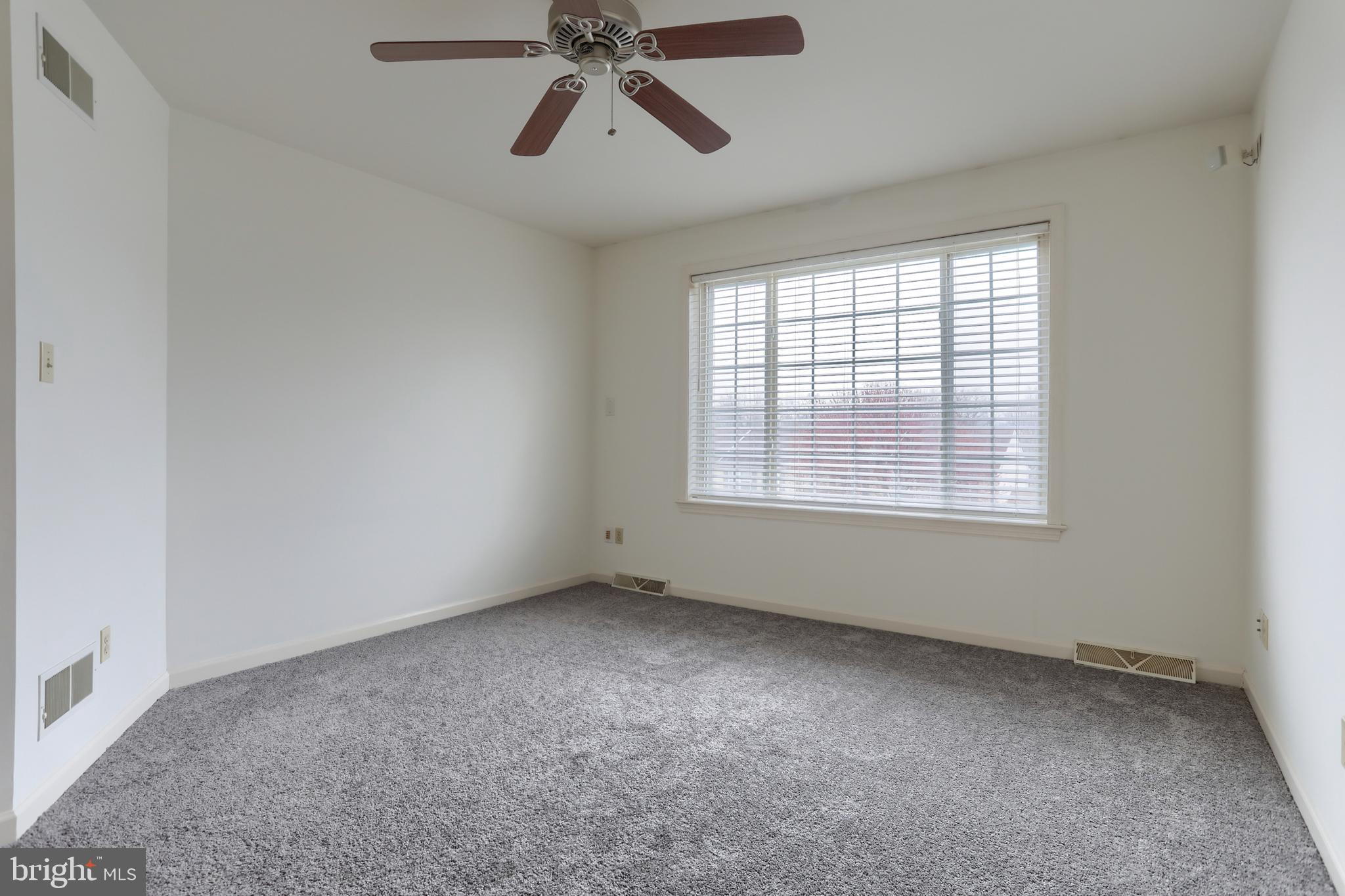 QUENTIN HUNT - Residential