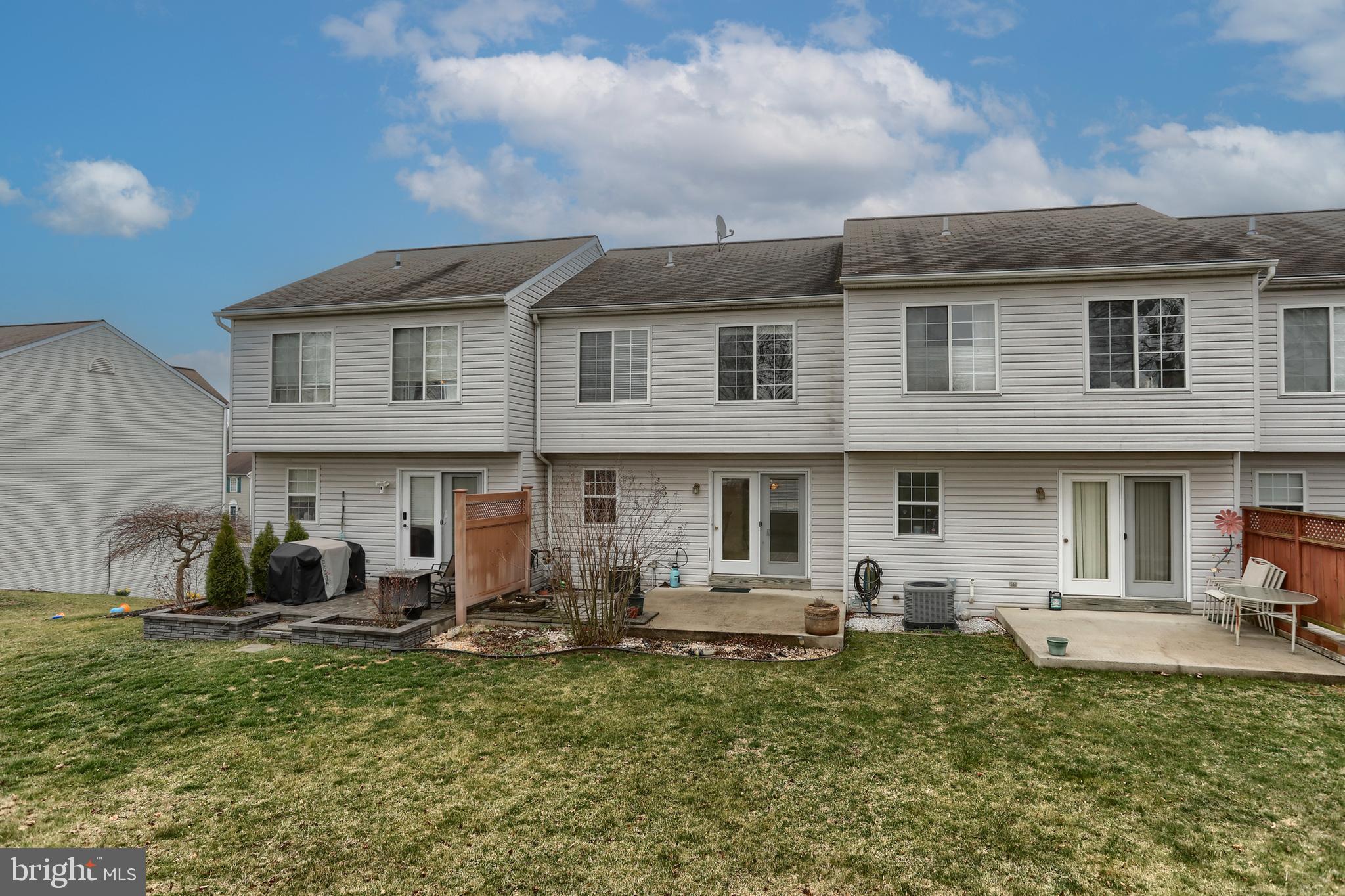 QUENTIN HUNT - Residential