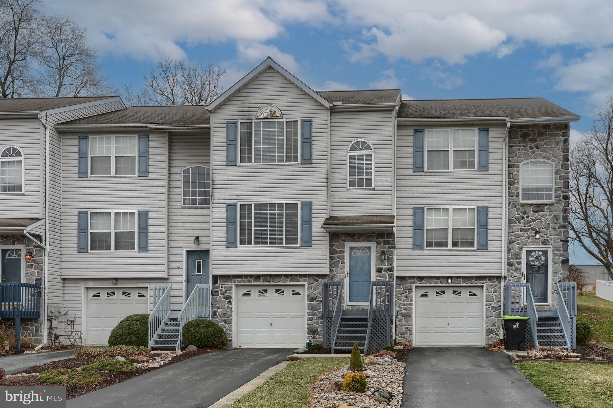 QUENTIN HUNT - Residential