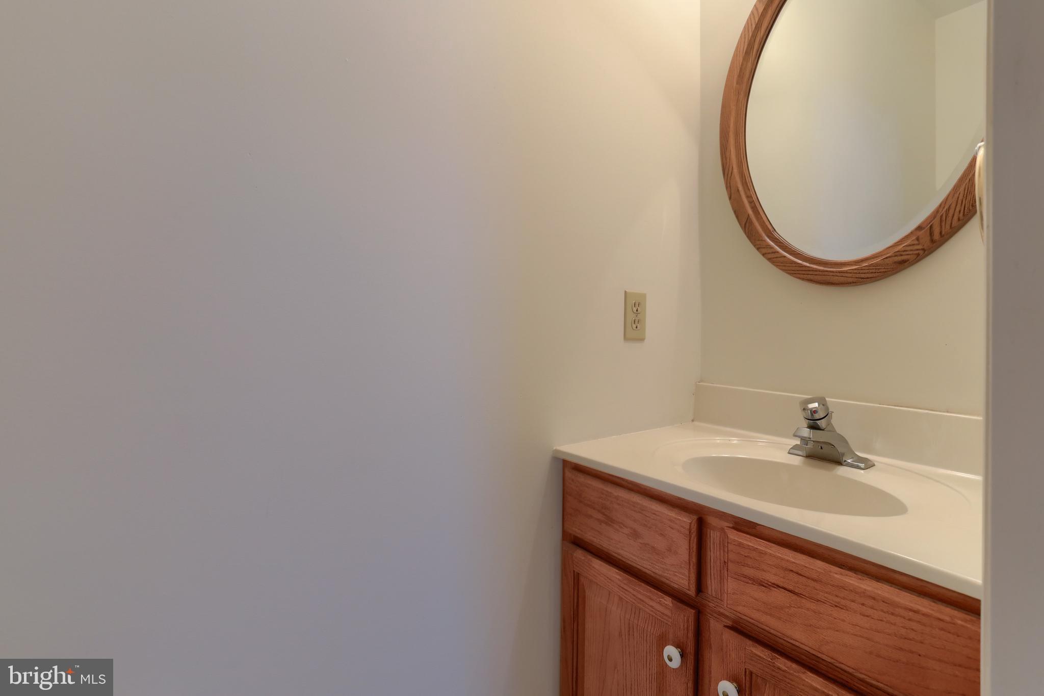 QUENTIN HUNT - Residential