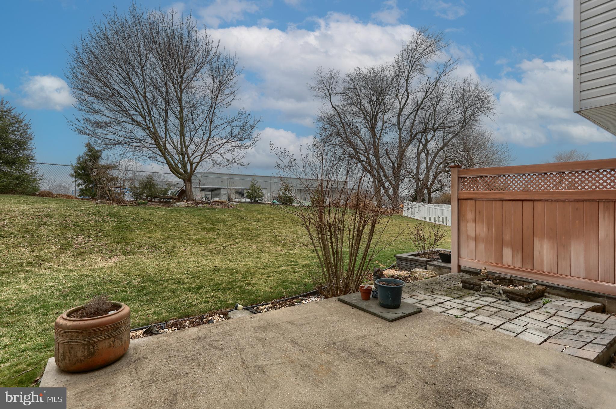 QUENTIN HUNT - Residential