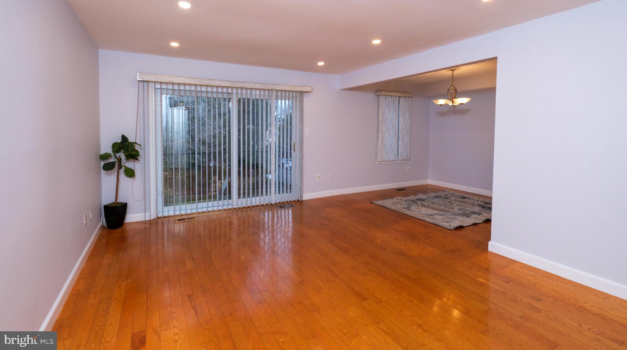 TOWNES OF NORTH CREEK - Residential