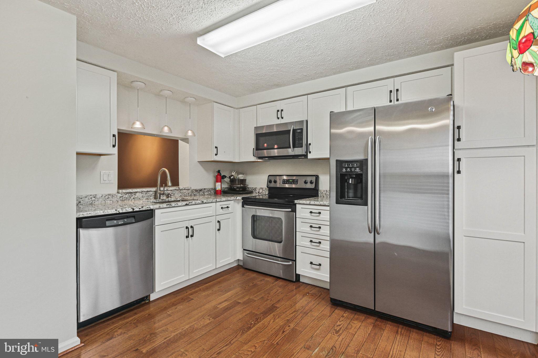 6322 WIMBLEDON COURT