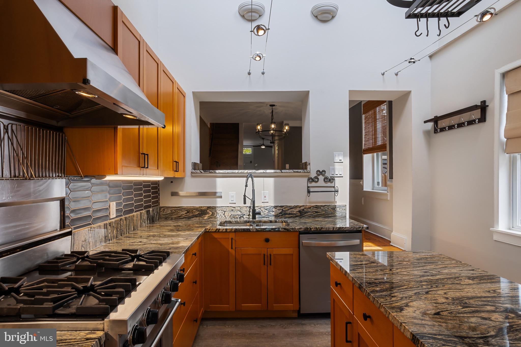 BUTCHERS HILL - Residential
