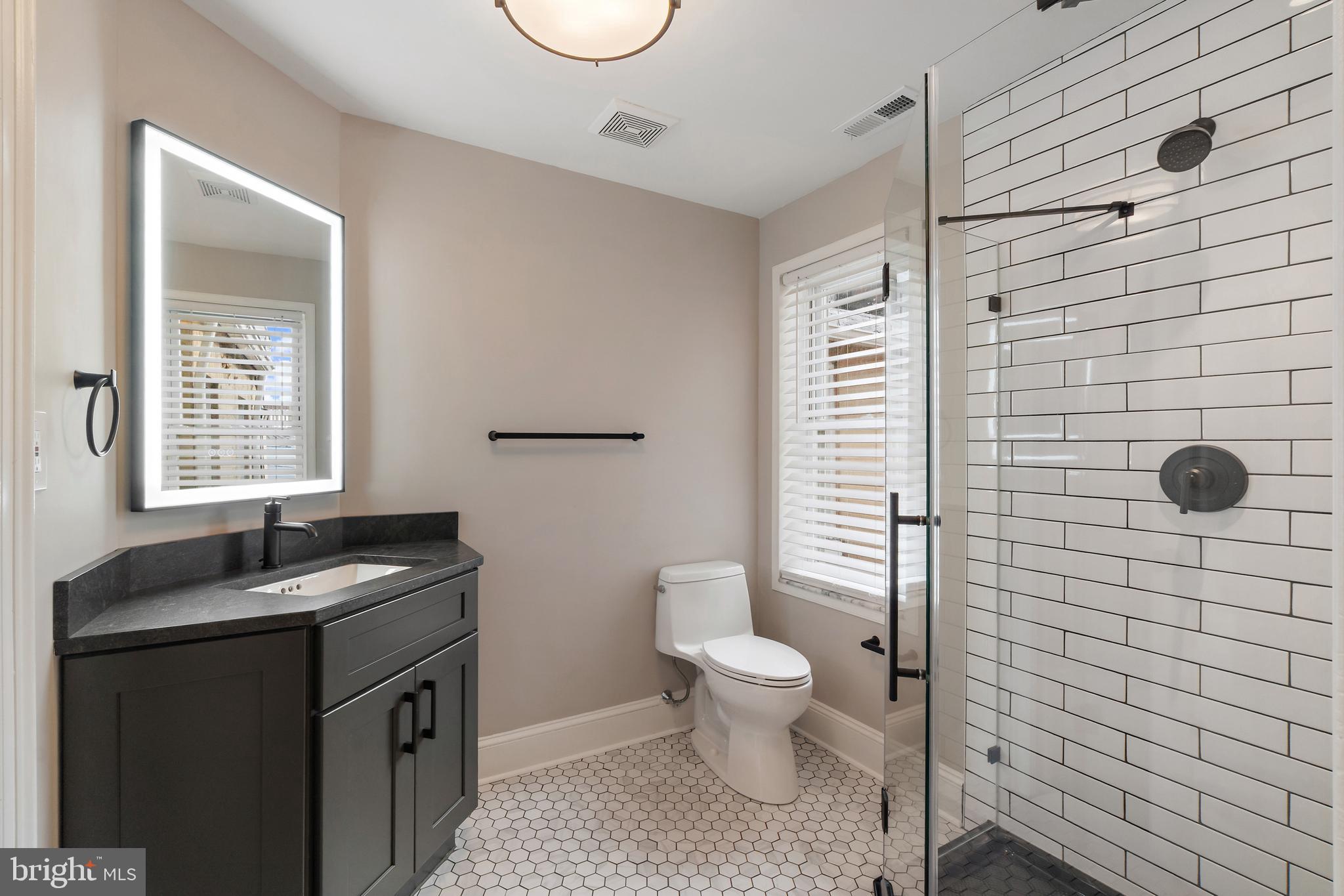 BUTCHERS HILL - Residential
