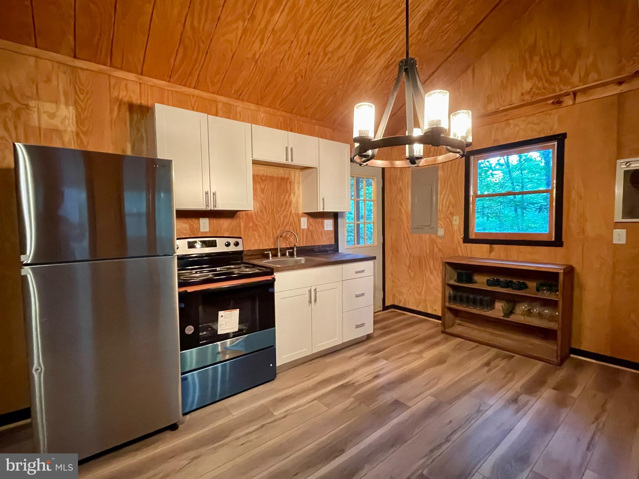 FLOWERWOOD FARM - Residential