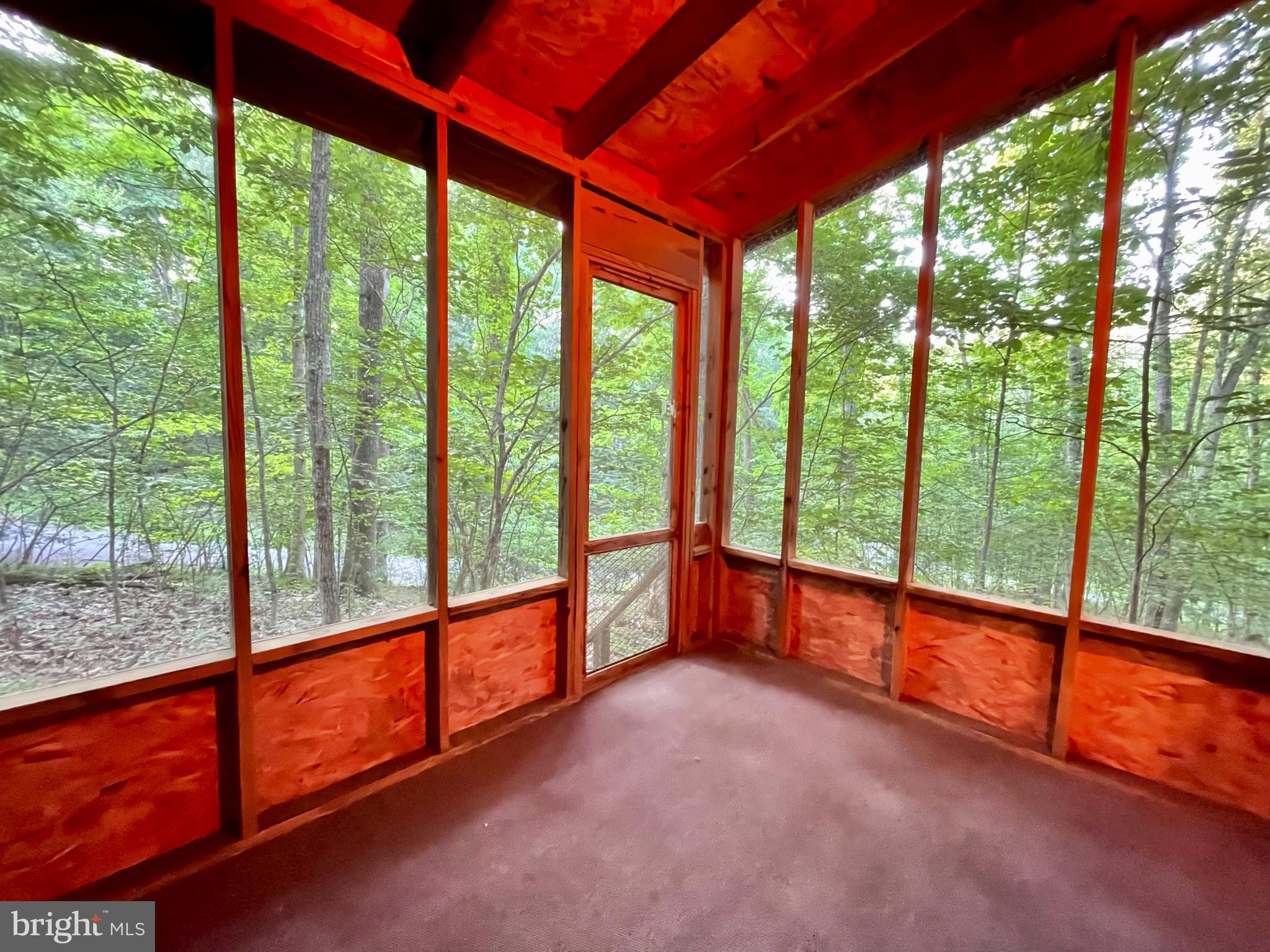 FLOWERWOOD FARM - Residential