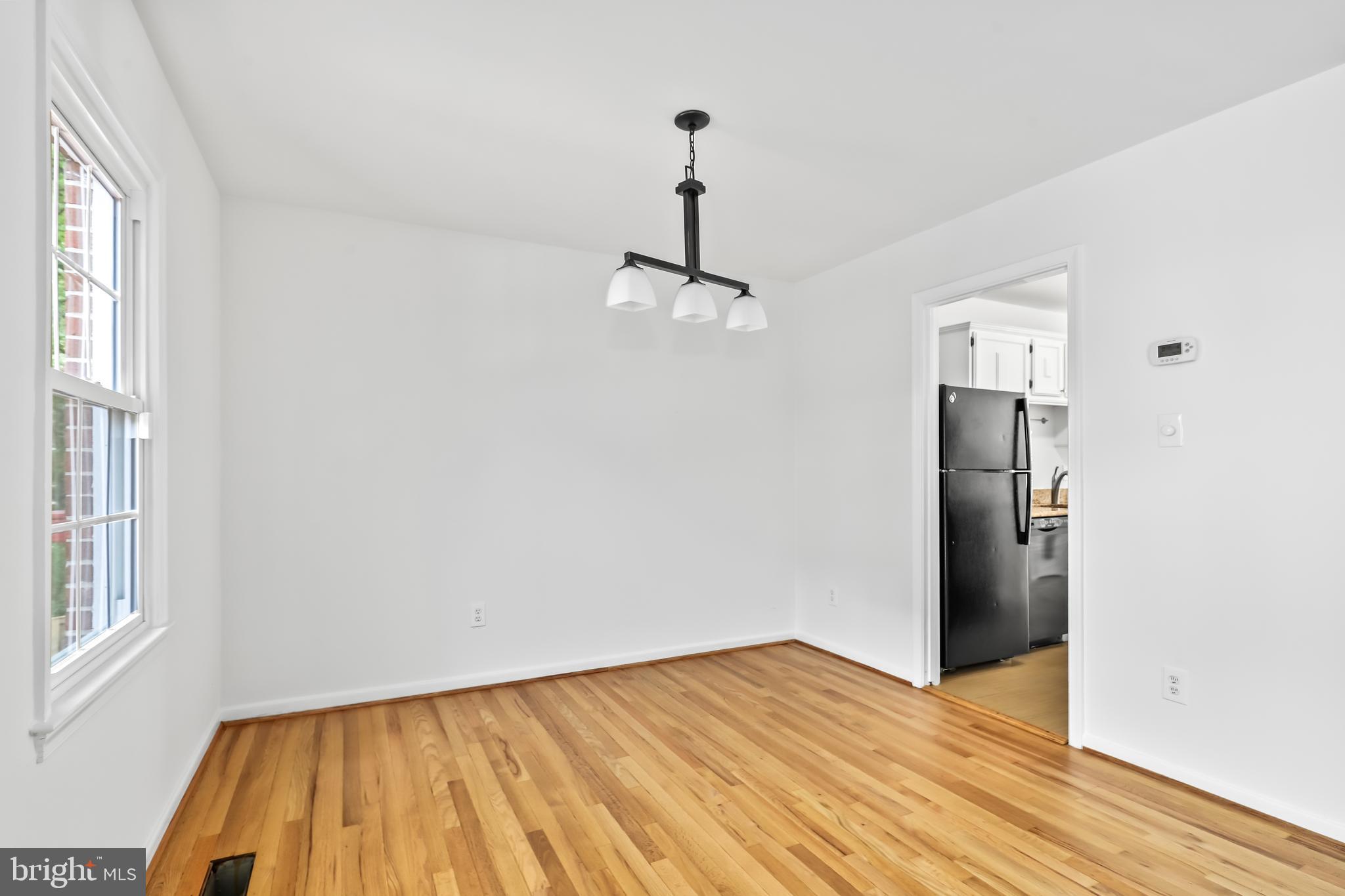 LAKE BRADDOCK - Residential