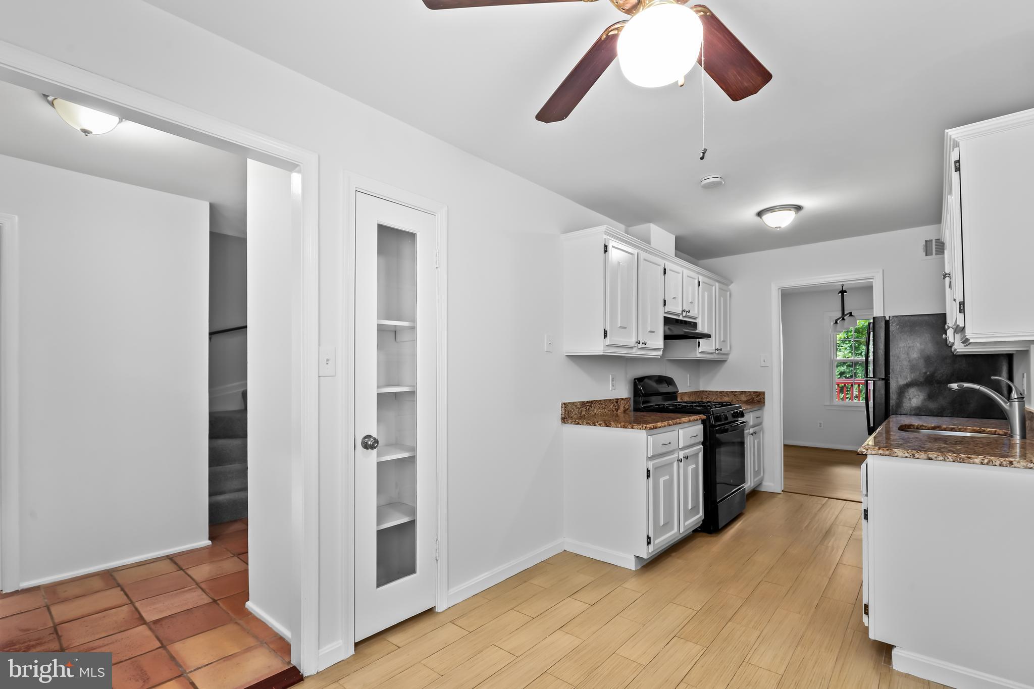 LAKE BRADDOCK - Residential