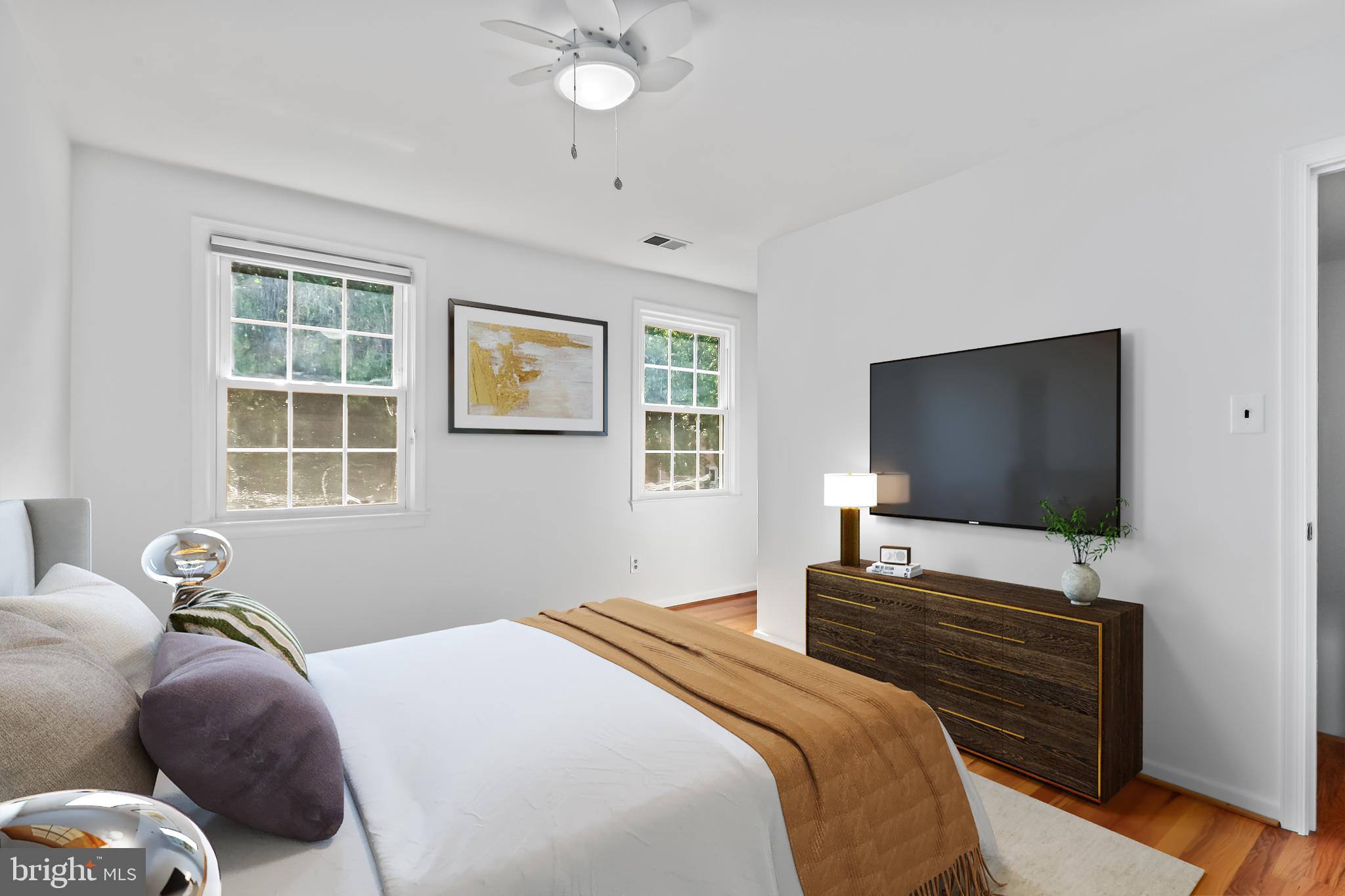 LAKE BRADDOCK - Residential