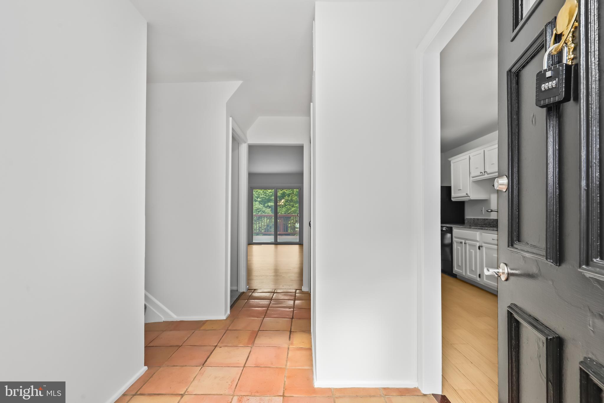 LAKE BRADDOCK - Residential