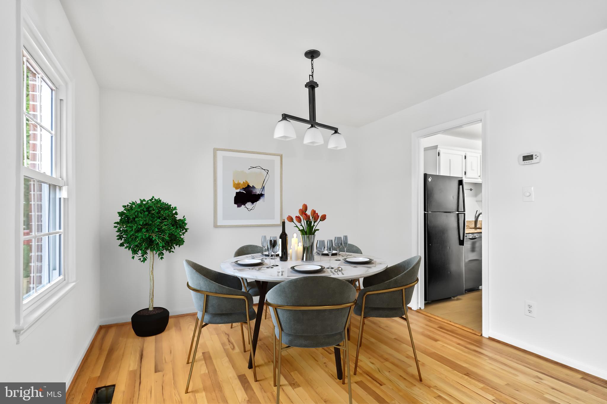 LAKE BRADDOCK - Residential