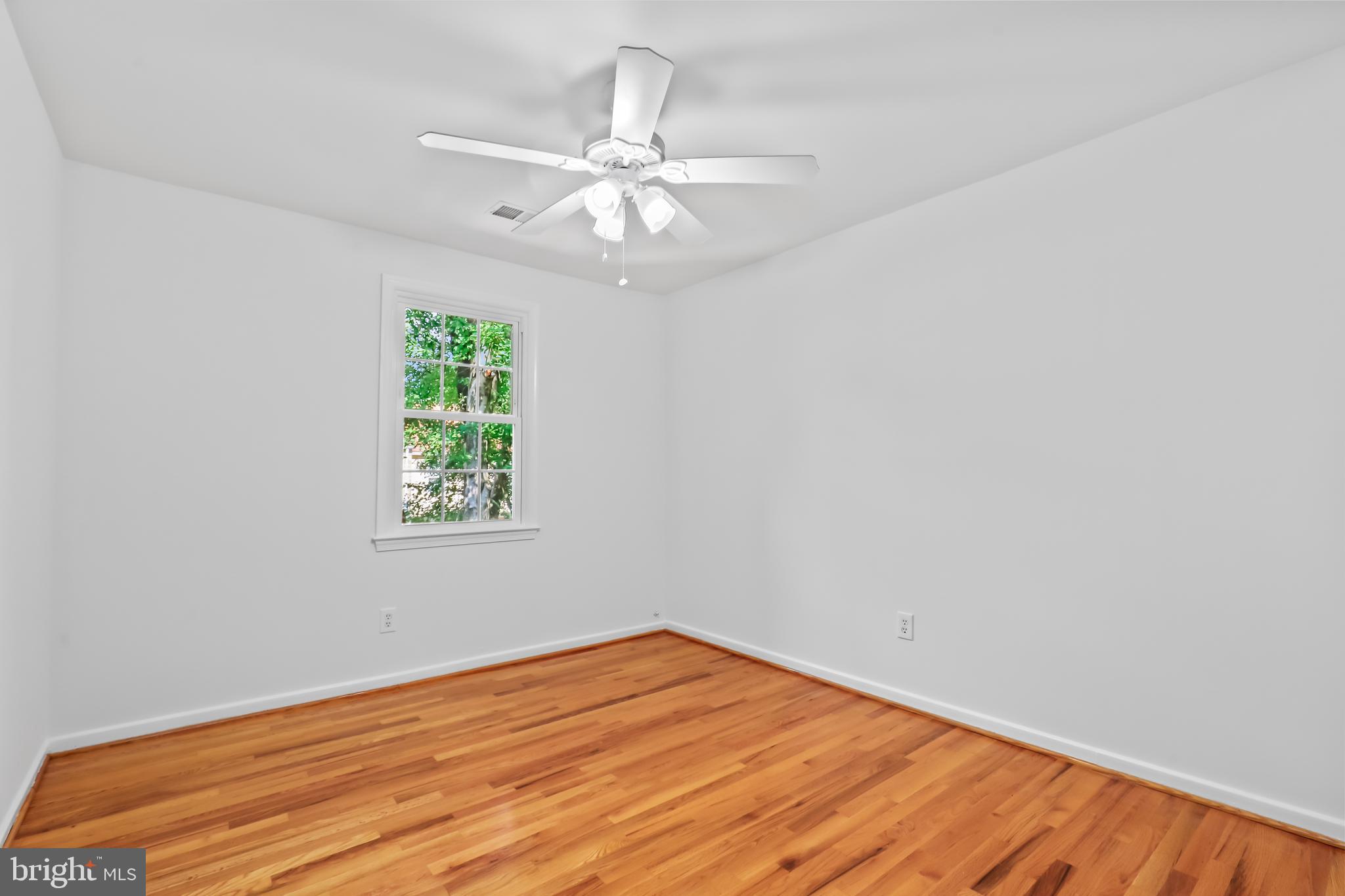 LAKE BRADDOCK - Residential