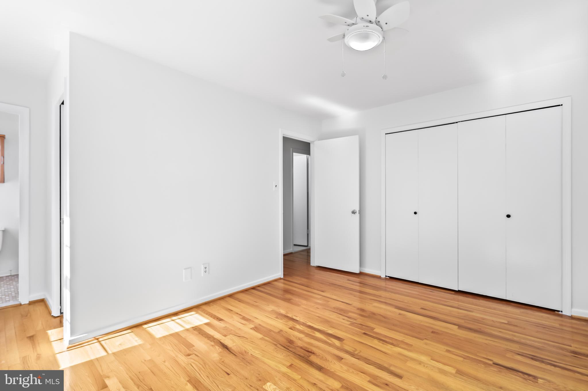 LAKE BRADDOCK - Residential