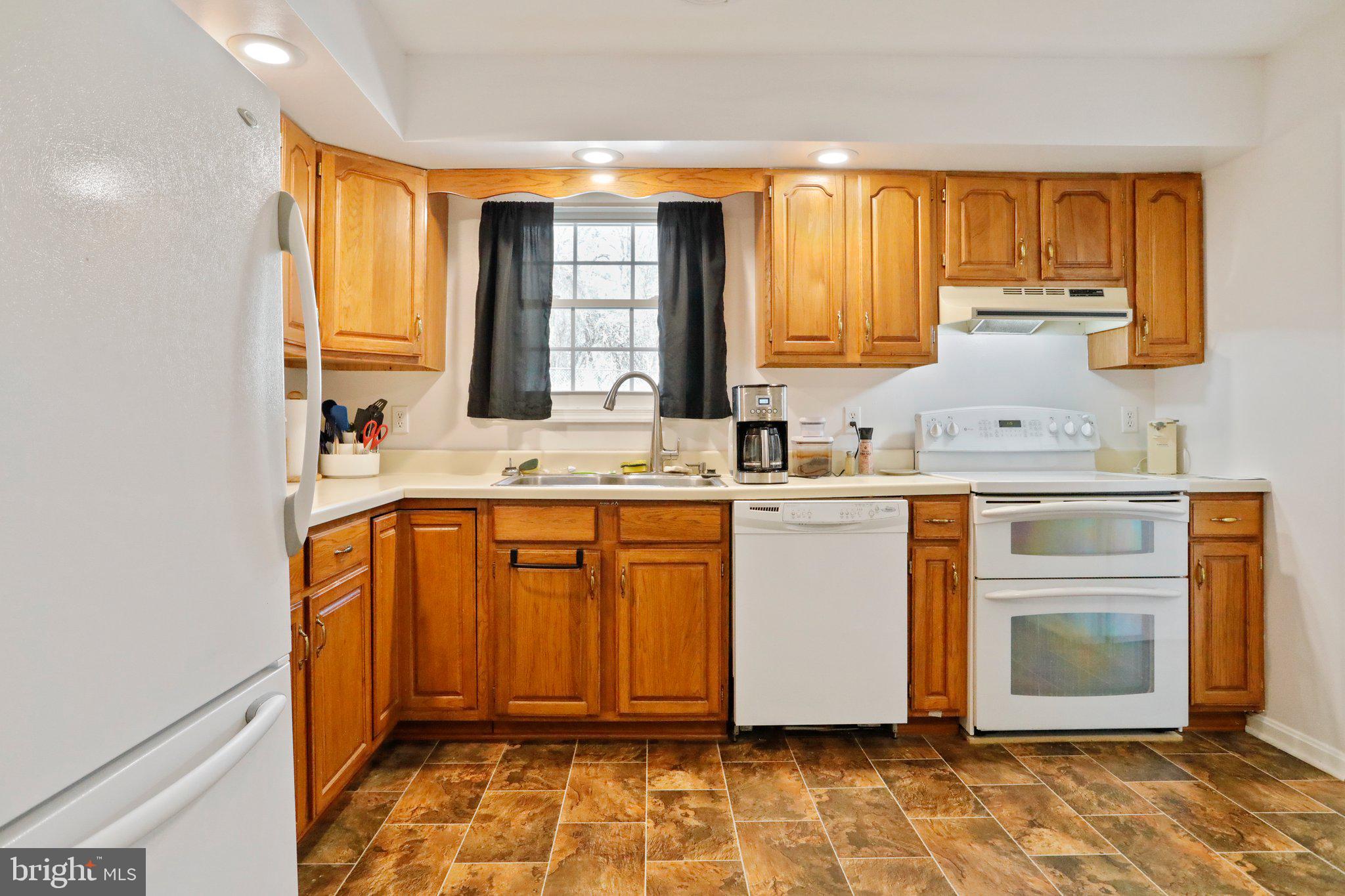 SYLVAN GROVE - Residential