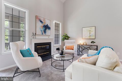 7014 ELLINGHAM CIRCLE F ALEXANDRIA VA 22315