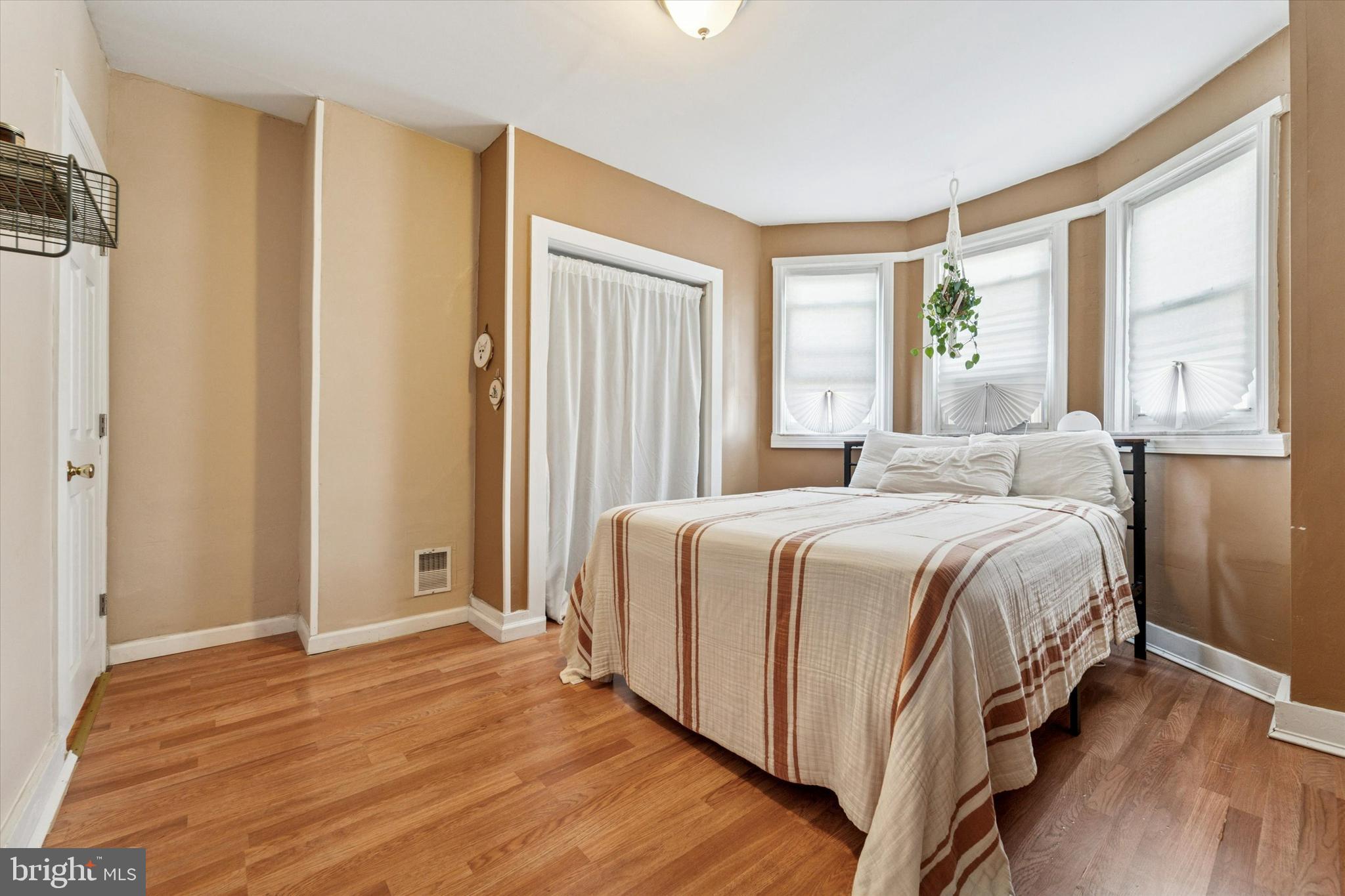 WEST PASSYUNK - Residential