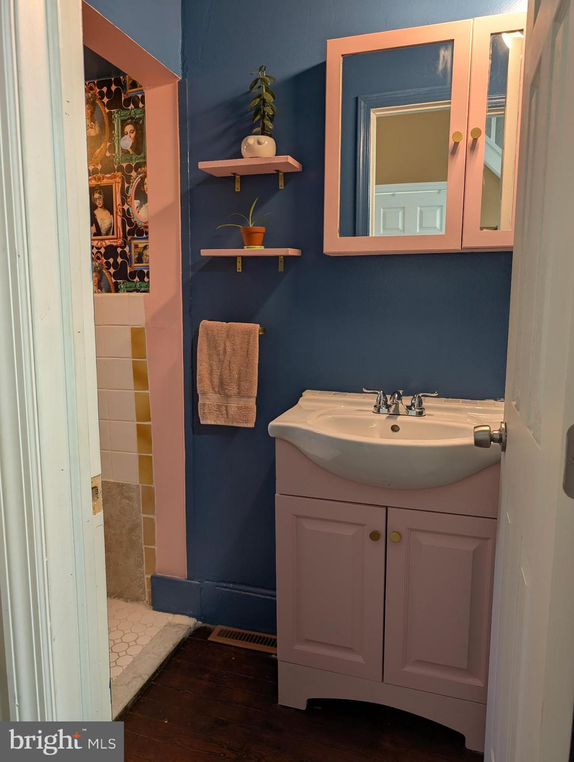 WEST PASSYUNK - Residential