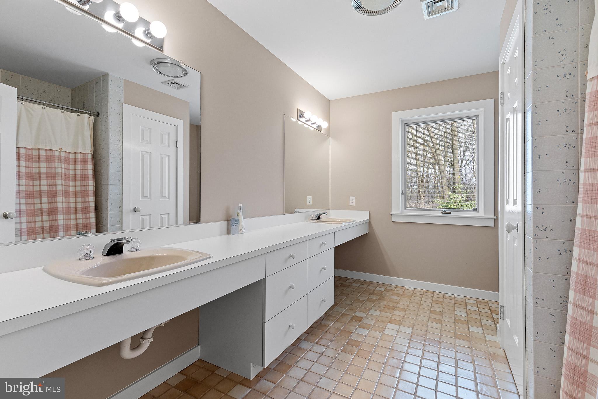 PENTLAND - Residential