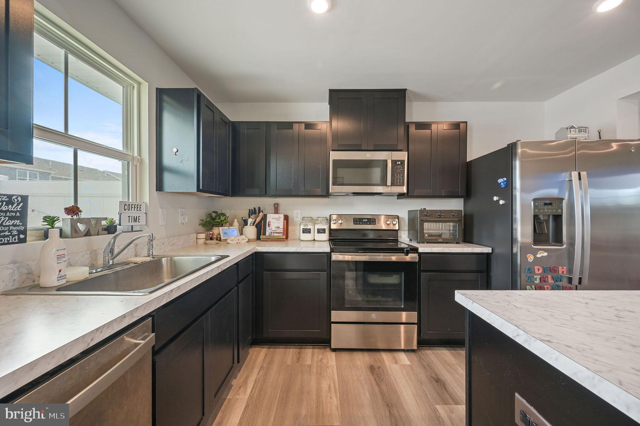 10539 PRICE DRIVE