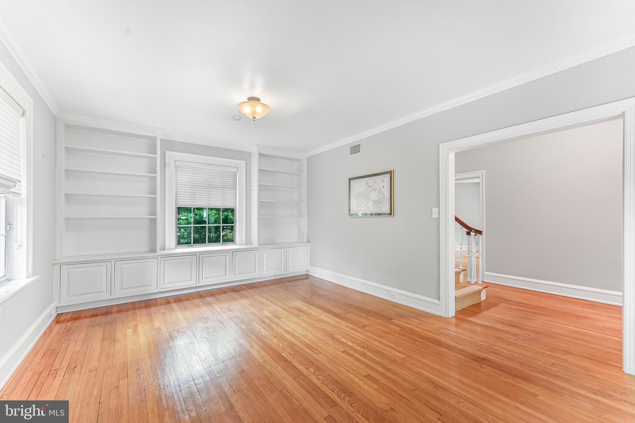 WYNNEWOOD - Residential