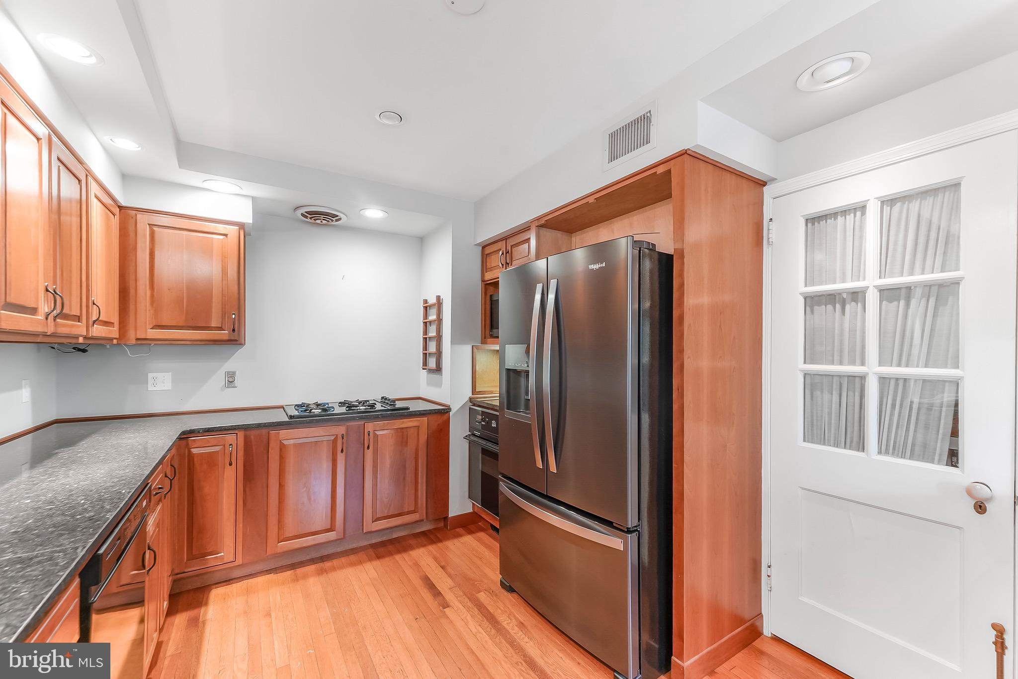 WYNNEWOOD - Residential