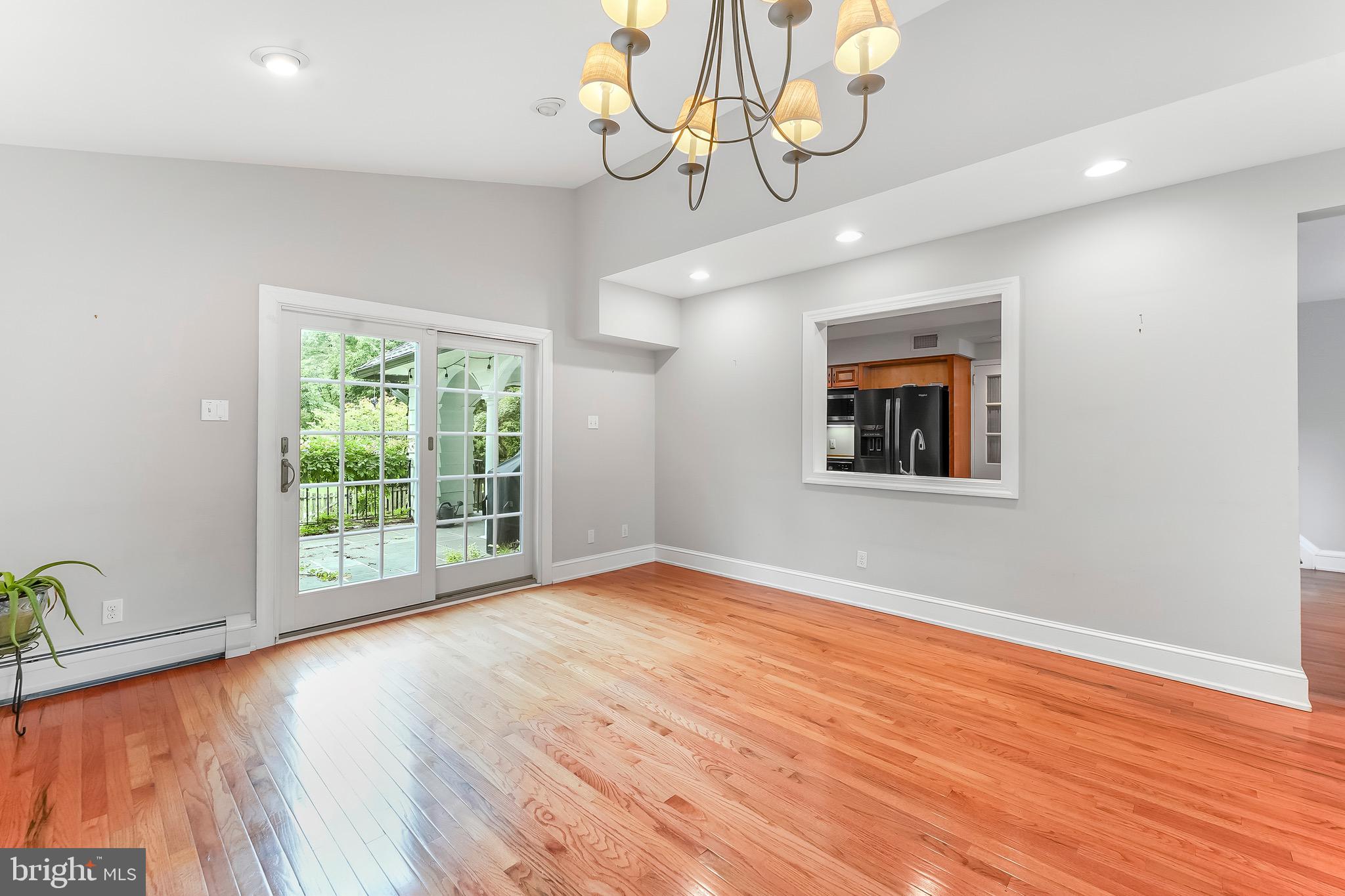 WYNNEWOOD - Residential