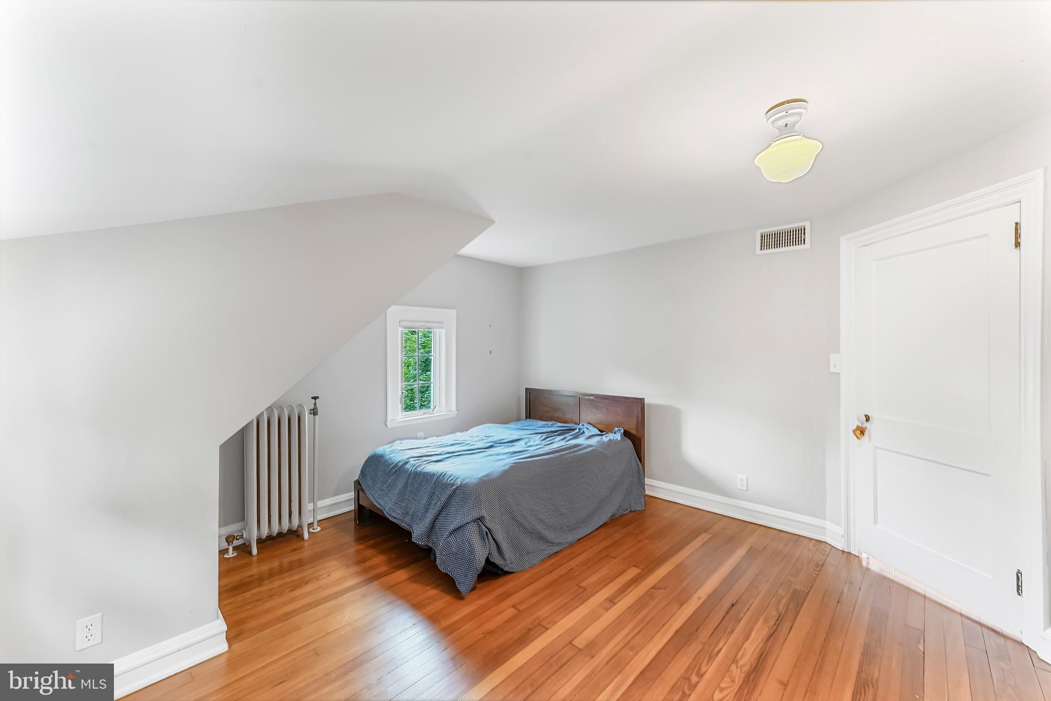 WYNNEWOOD - Residential