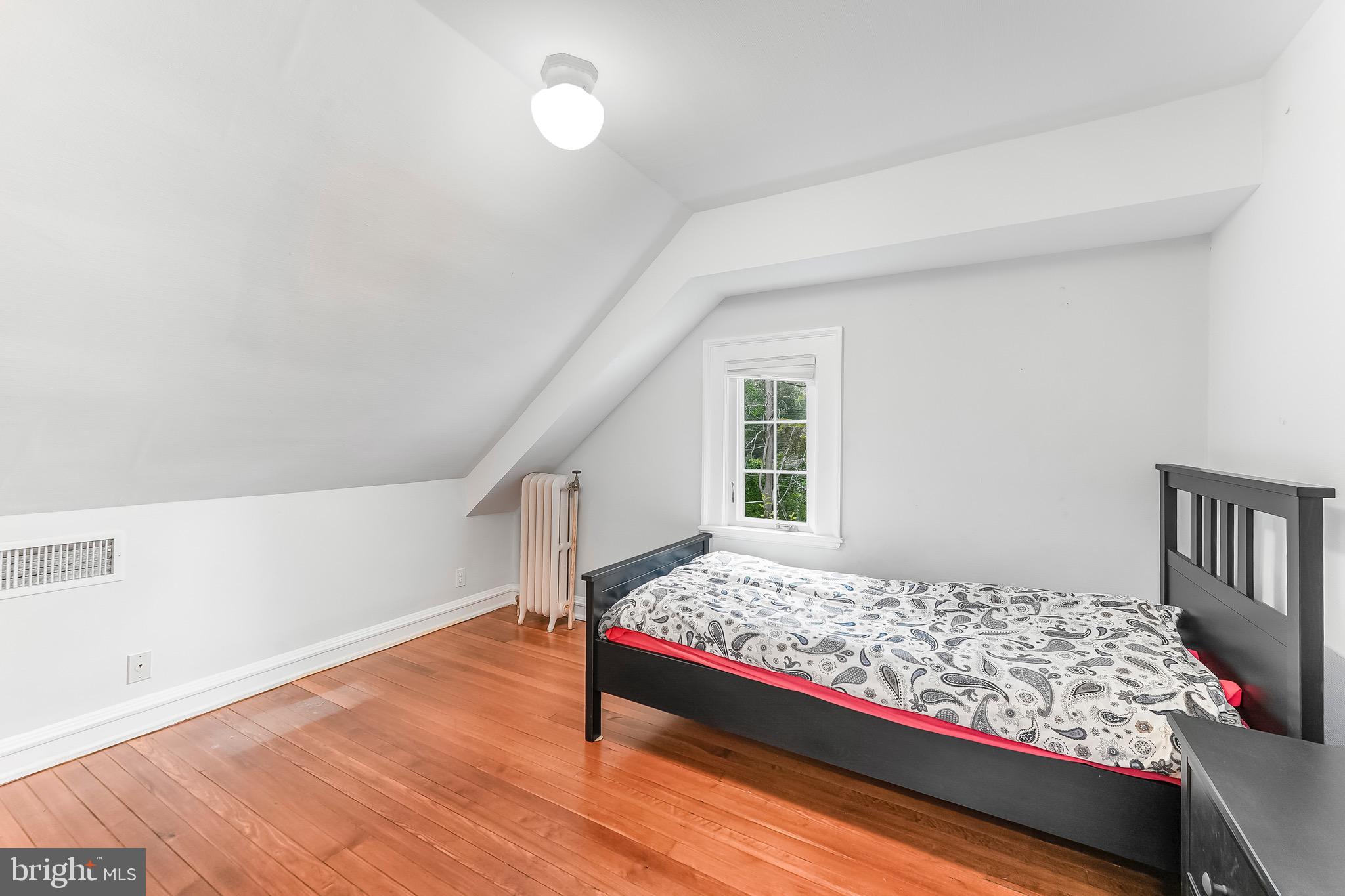 WYNNEWOOD - Residential