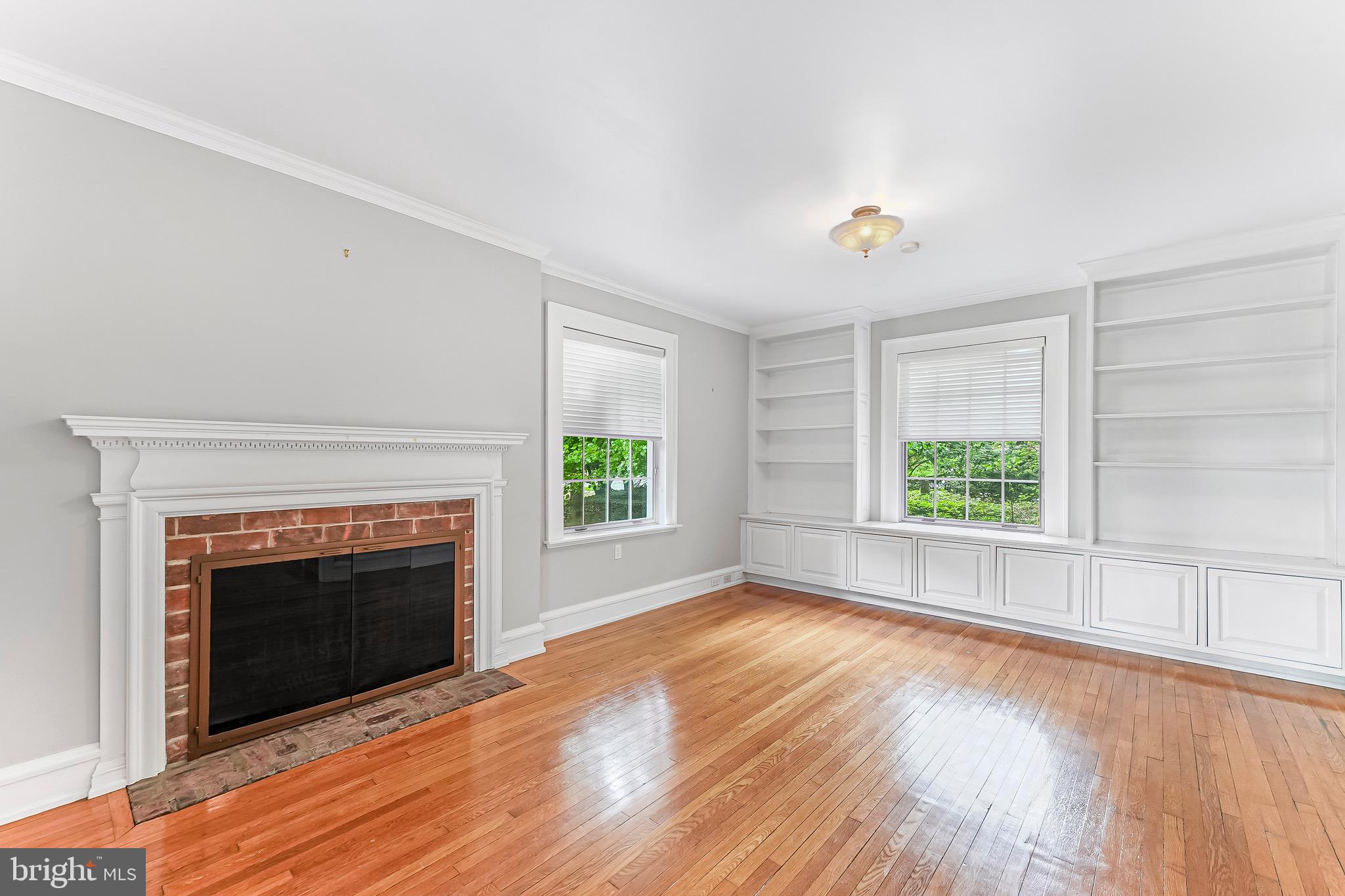 WYNNEWOOD - Residential