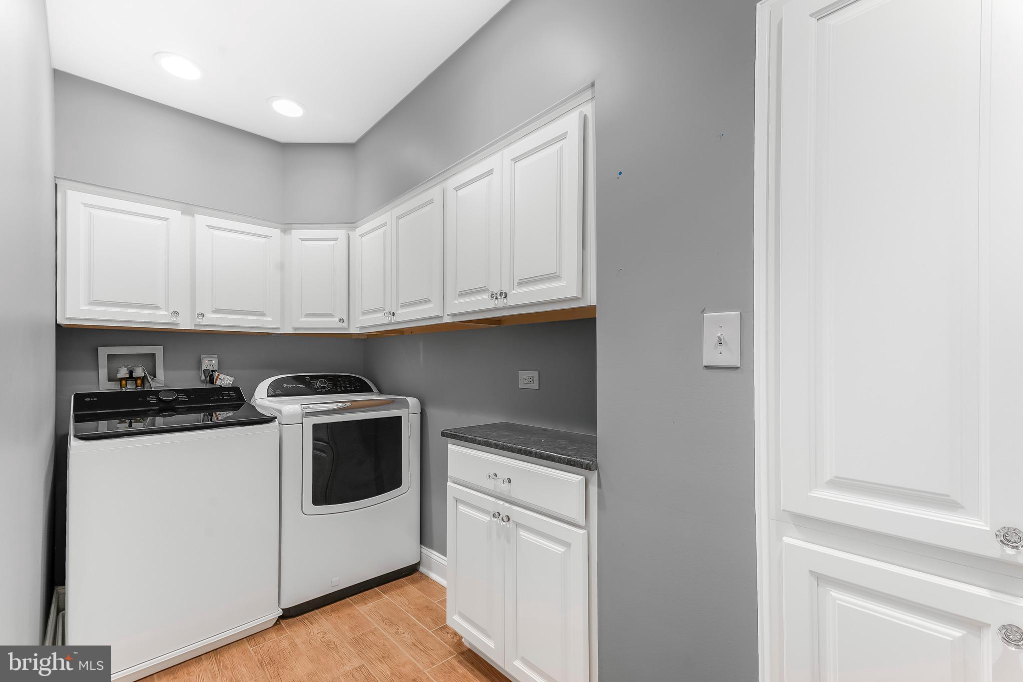 WYNNEWOOD - Residential