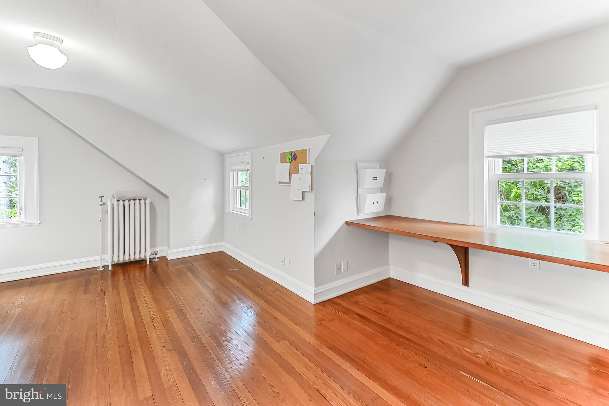 WYNNEWOOD - Residential