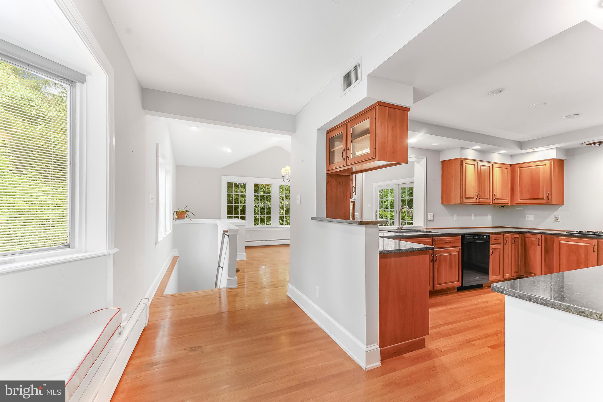 WYNNEWOOD - Residential