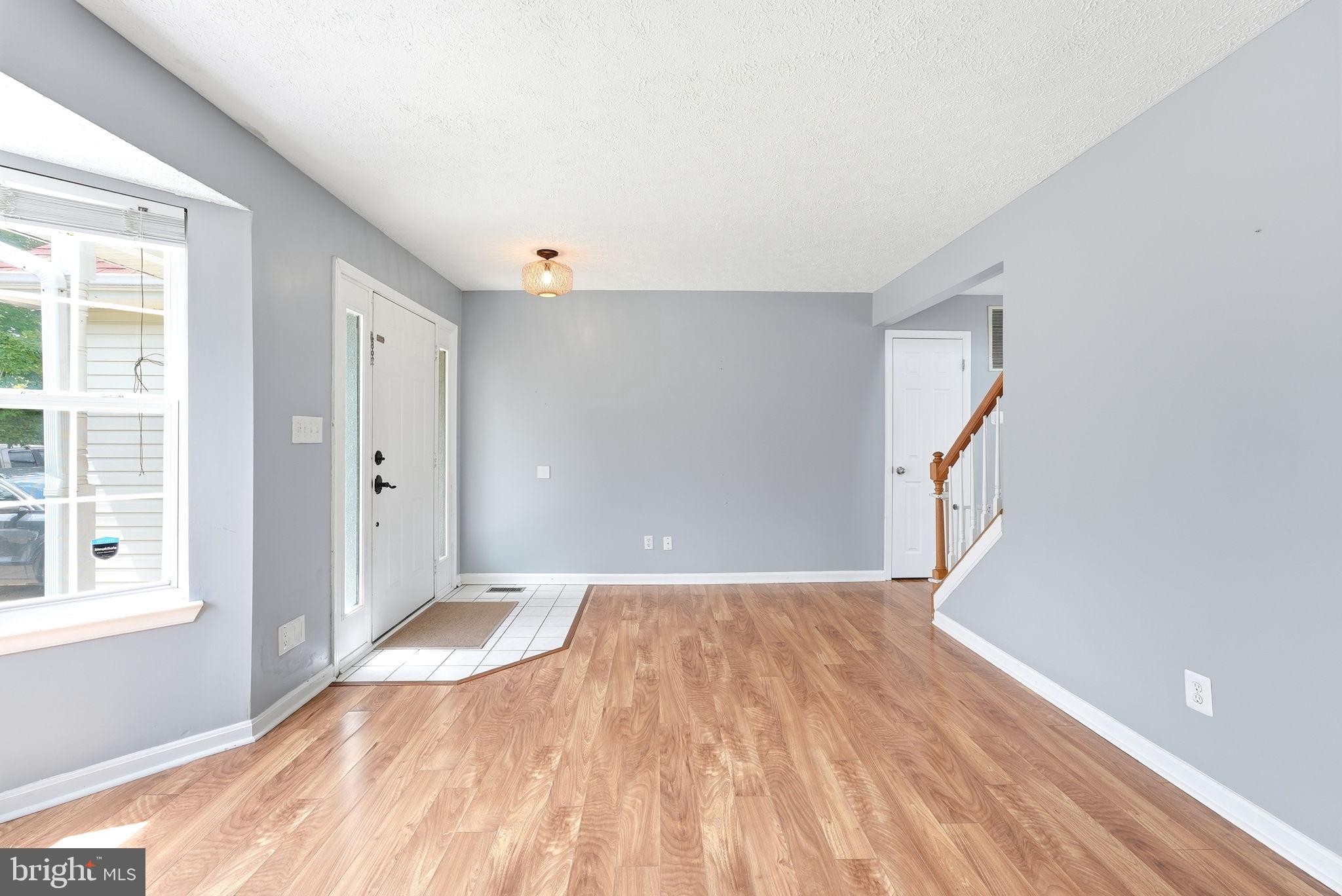 2300 WOODBERRY DRIVE
