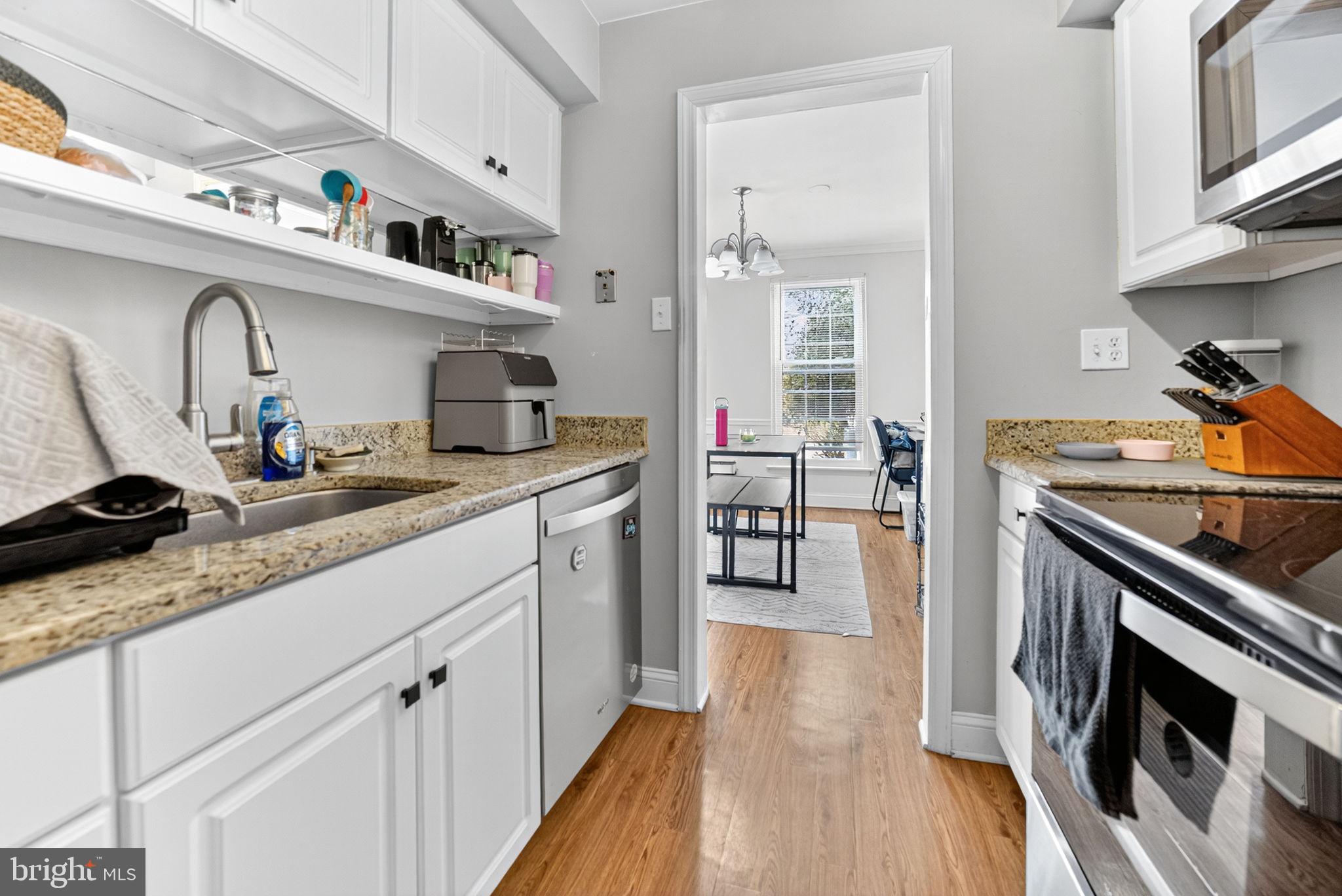 YORKSHIRE MDWS - Residential