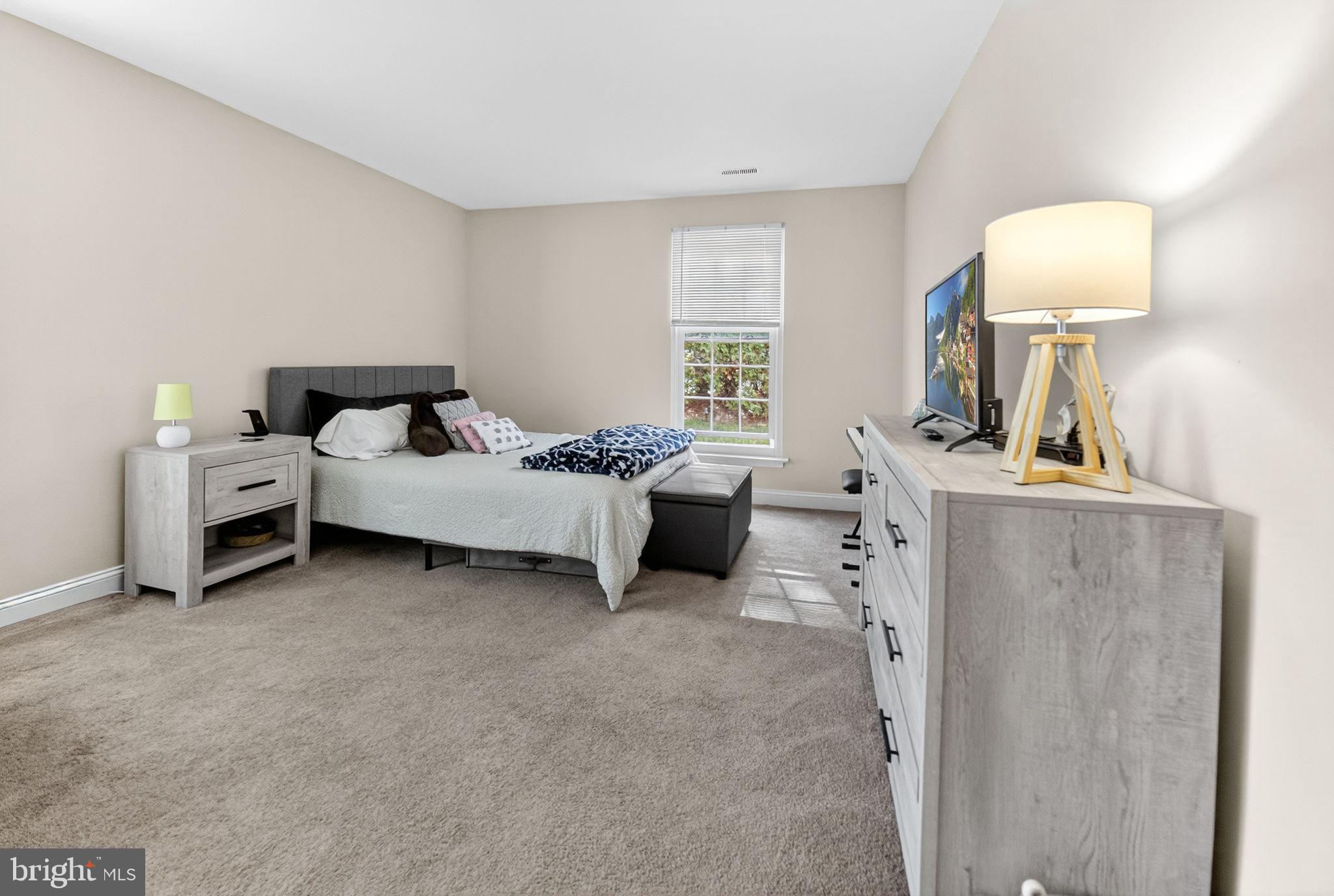 YORKSHIRE MDWS - Residential