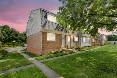 MLS: MDHR2058844