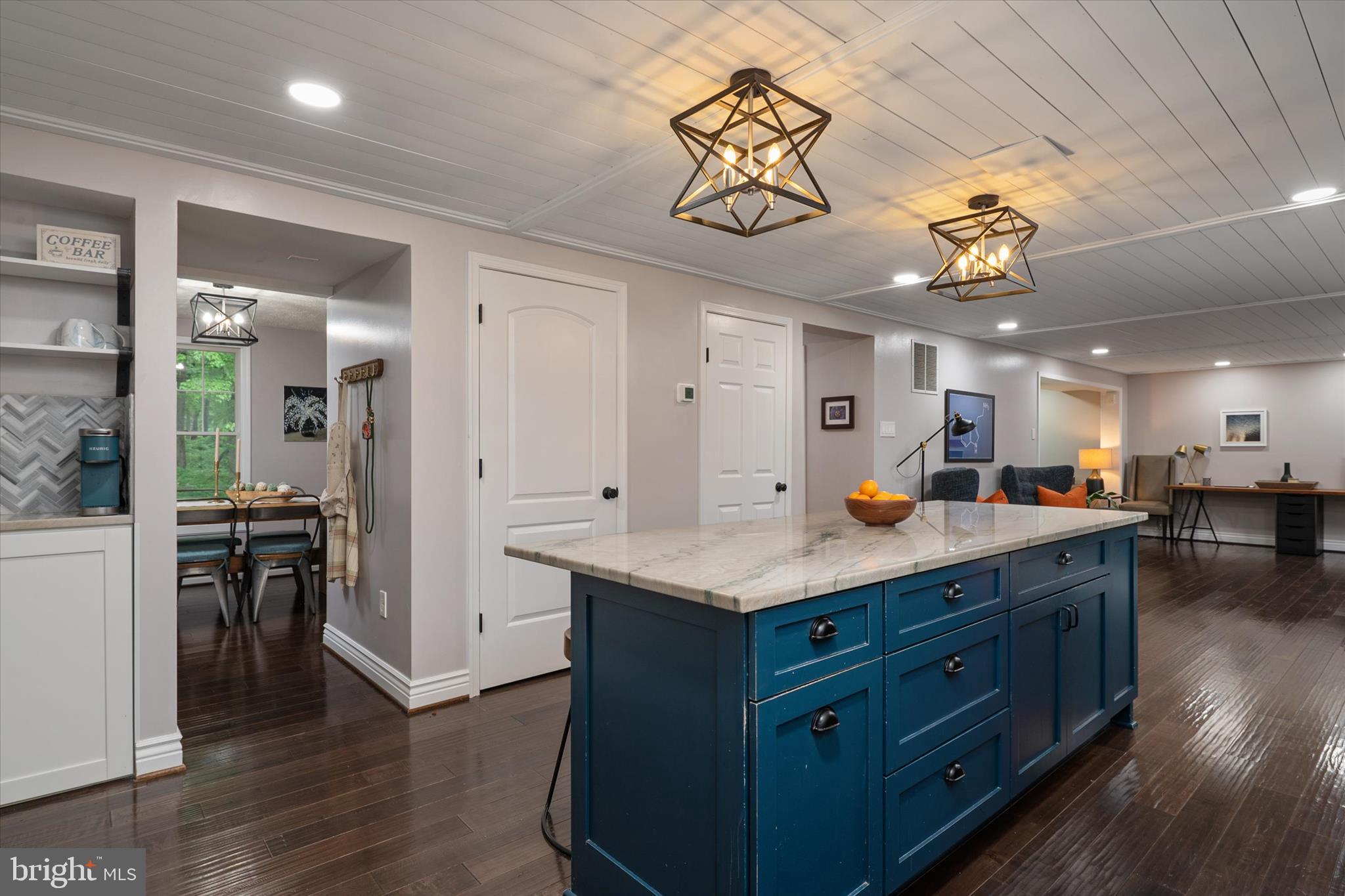 HIGHLAND - Residential