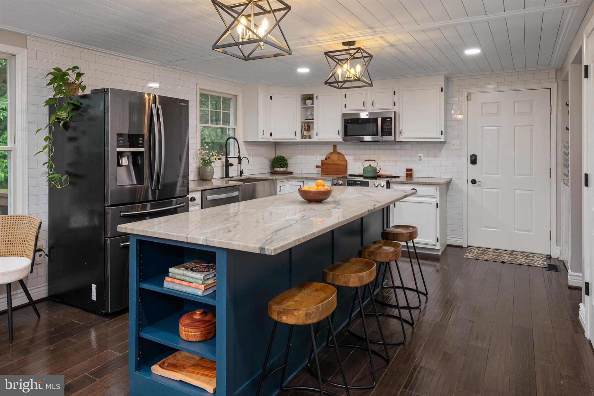 HIGHLAND - Residential