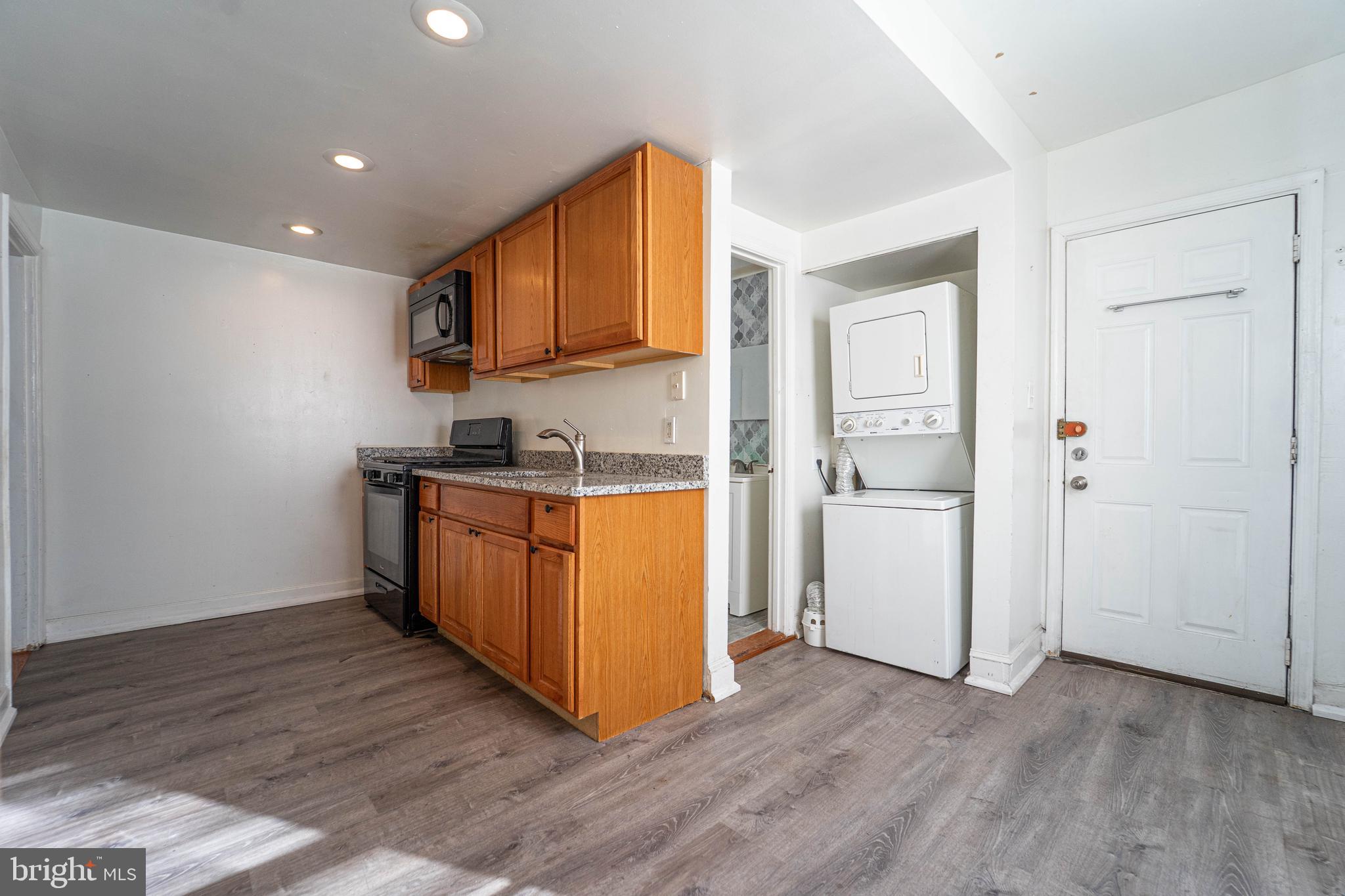 UNION SQUARE - Residential Income