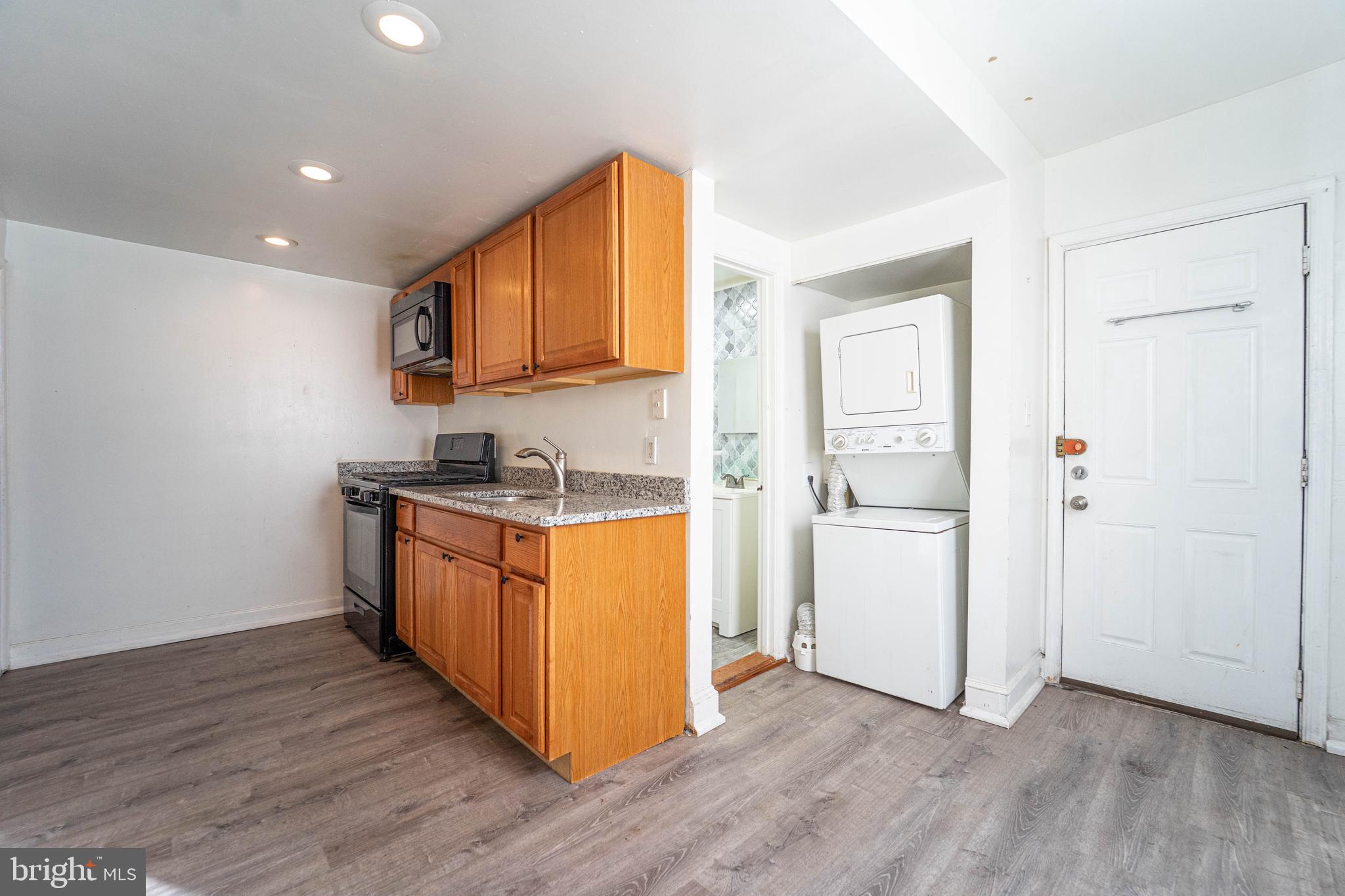 UNION SQUARE - Residential Income