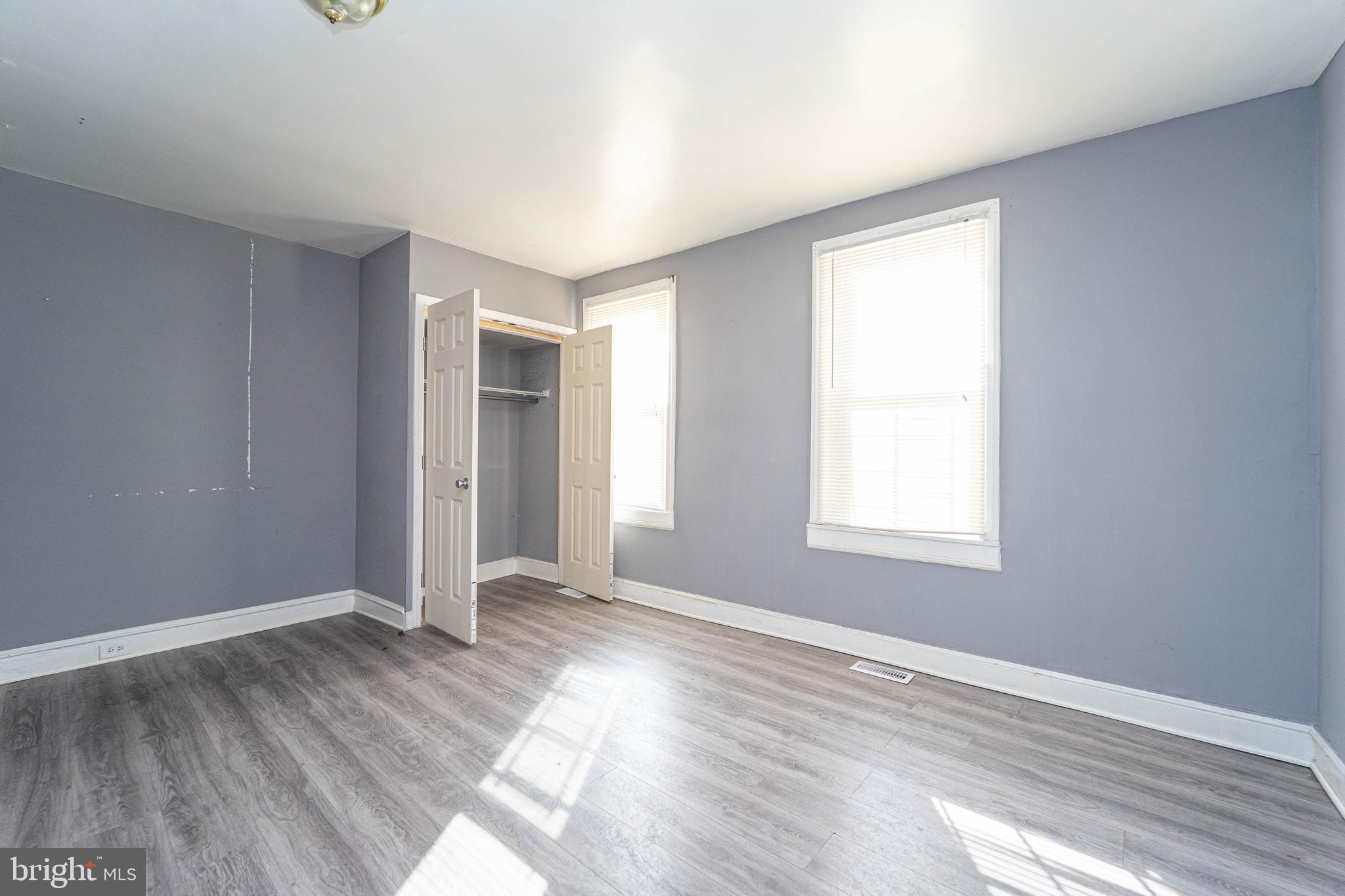 UNION SQUARE - Residential Income