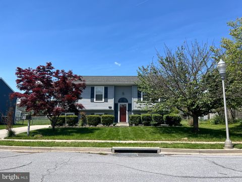 841 BRIAR CT FREDERICK MD 21701