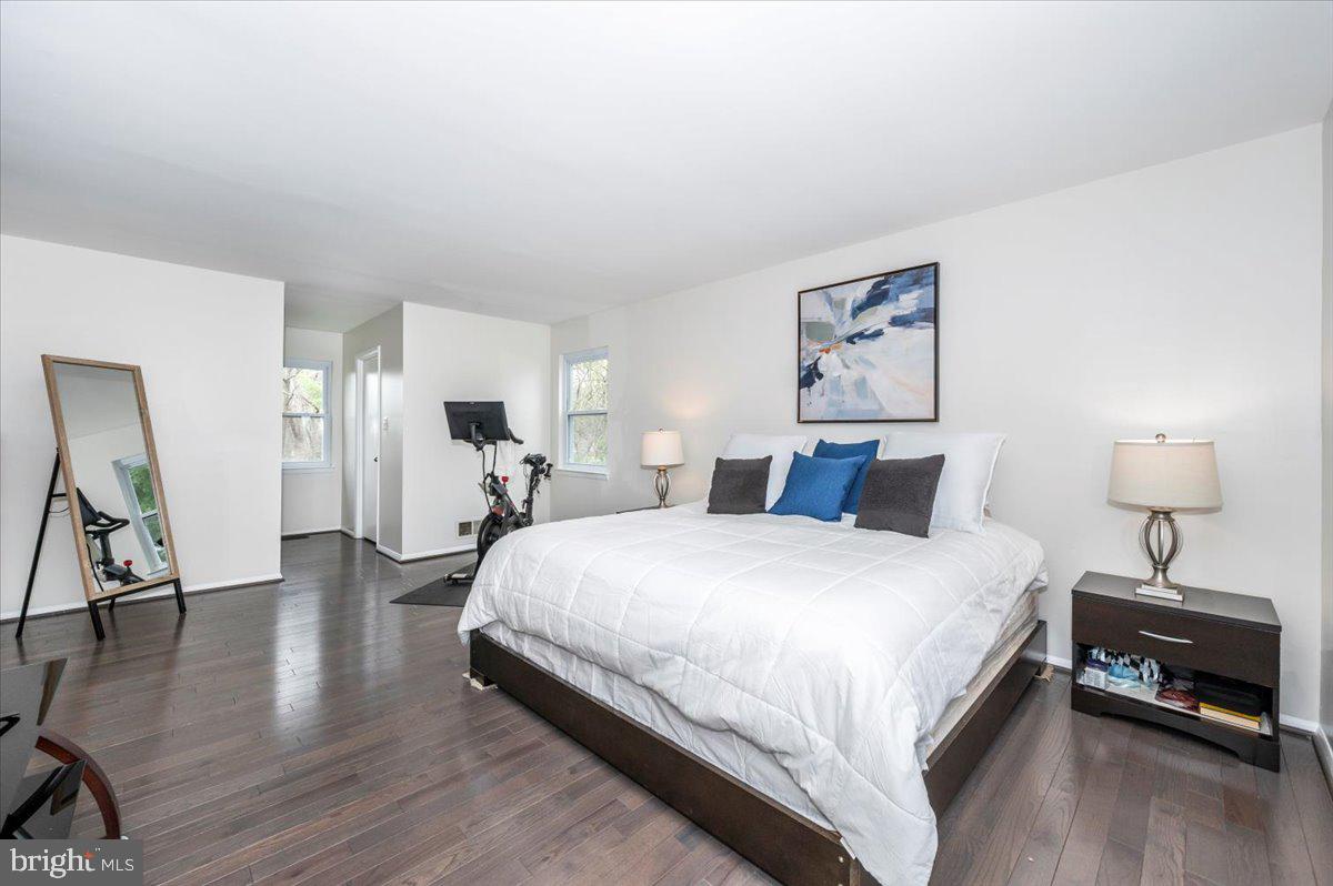 FLOWER HILL - Residential