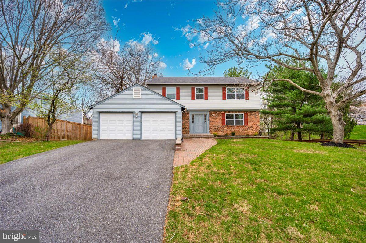 FLOWER HILL - Residential