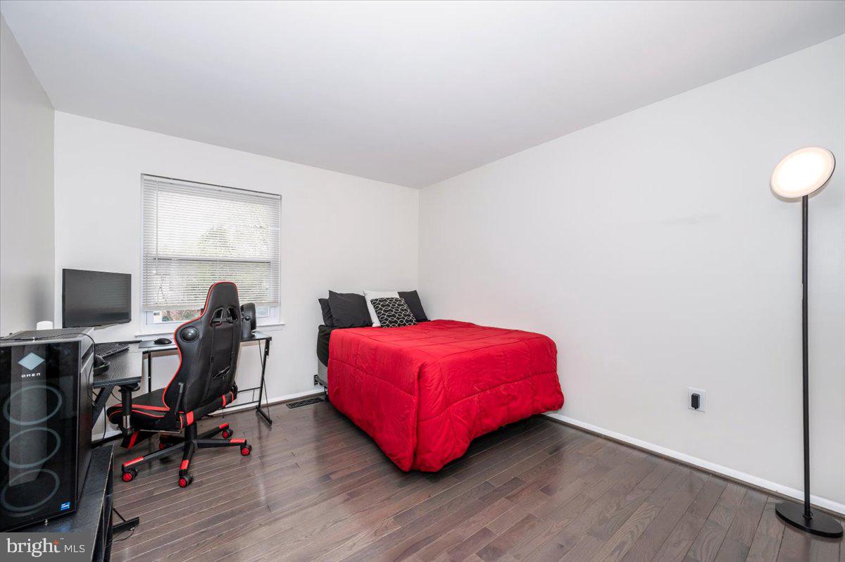 FLOWER HILL - Residential