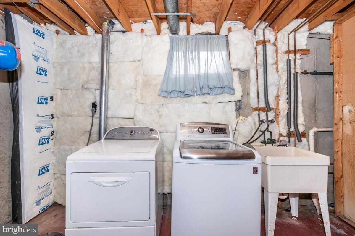 FLOWER HILL - Residential