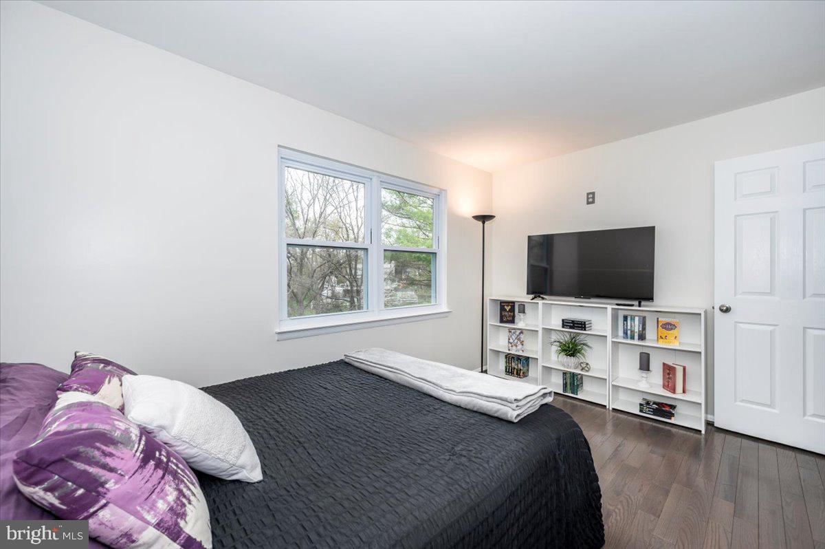 FLOWER HILL - Residential